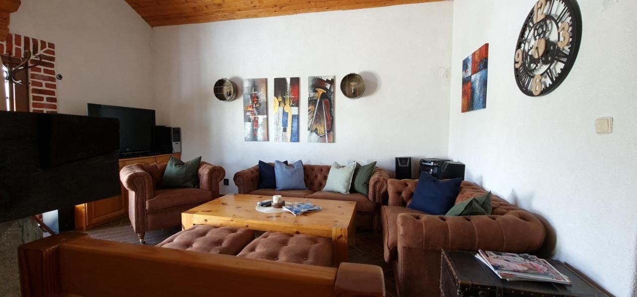 Къща за гости Каза Роза - Swiss Style Chalet Casa Rosa Guest House Кюстендил Экстерьер фото